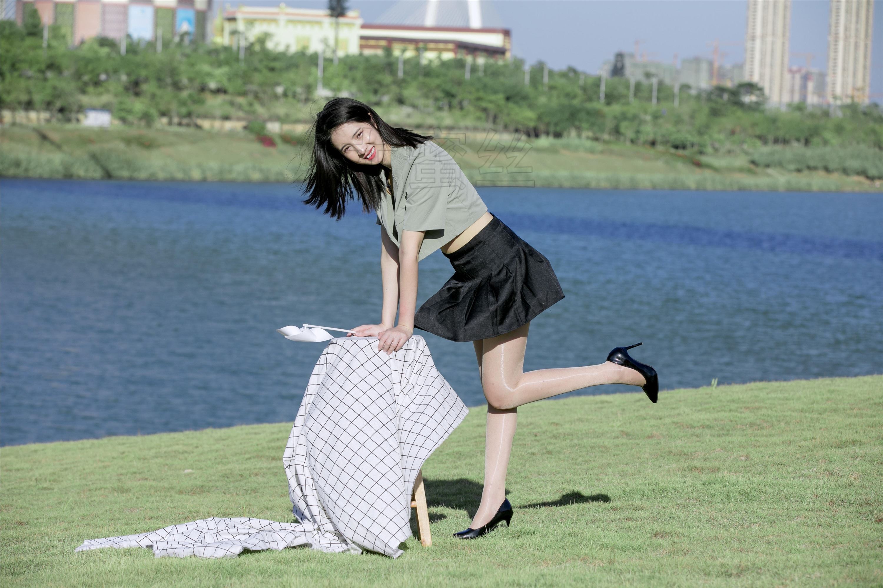 尤蜜丝 穿搭写真 NO.003